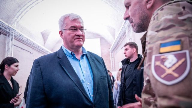 Ukrainian Officials Stand Firm Against Hostile Actions from Poland