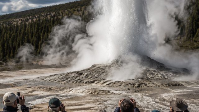 Recent Hydrothermal Eruption in Yellowstone Sparks Safety Concerns